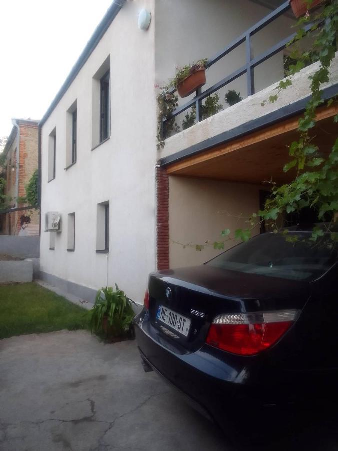 Guest House Telavi XXI Ngoại thất bức ảnh
