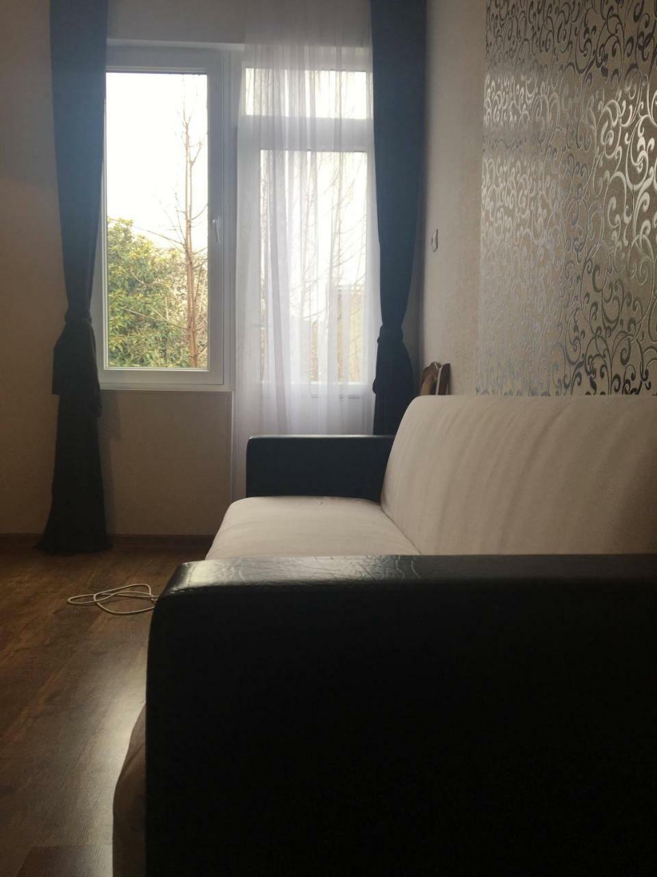 Guest House Telavi XXI Ngoại thất bức ảnh
